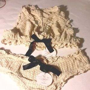 V&S Designer Collection Hand-knit two piece set